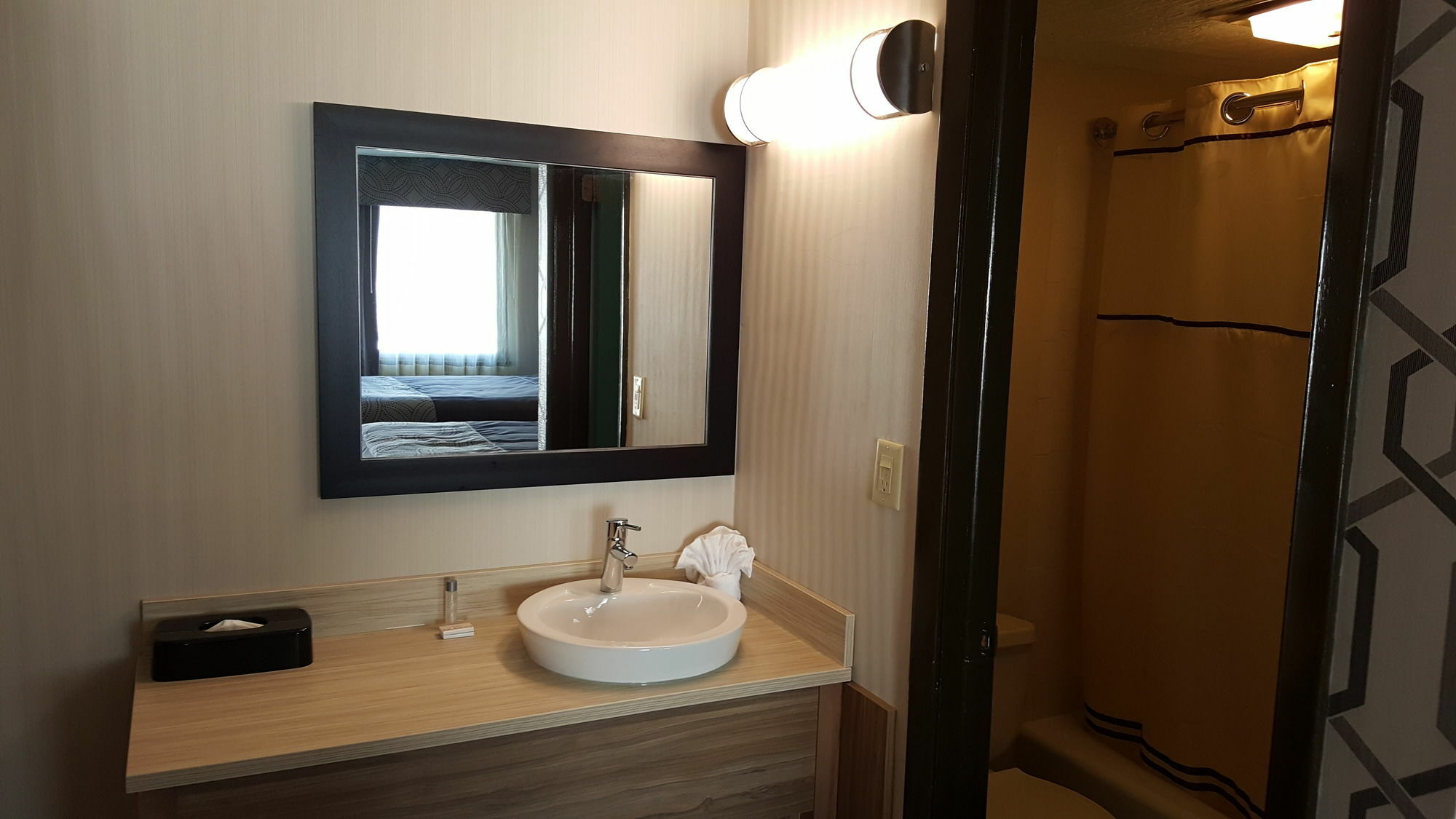 Aartpark Hotel Inn At Lewsiton ลูวิสตัน ภายนอก รูปภาพ