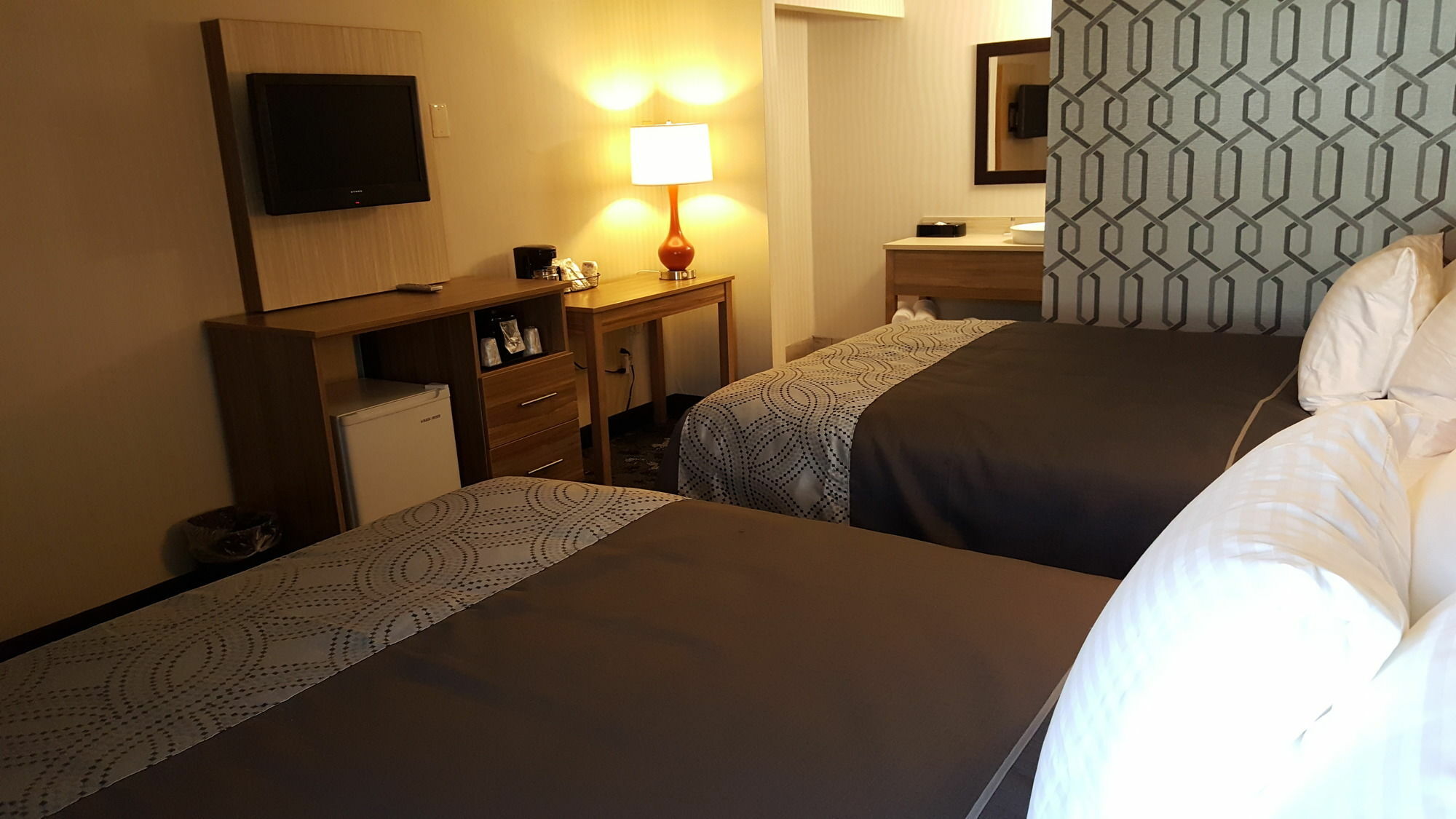 Aartpark Hotel Inn At Lewsiton ลูวิสตัน ภายนอก รูปภาพ
